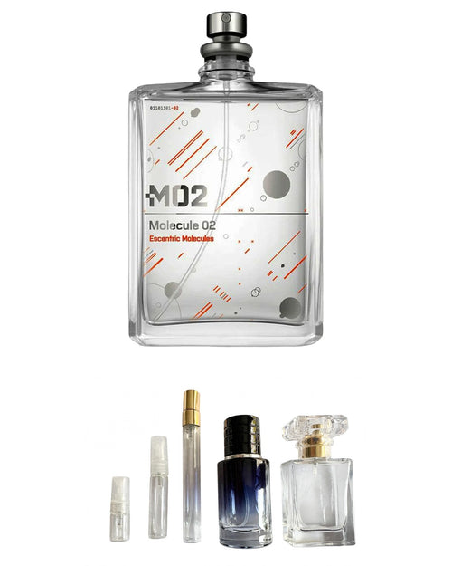 Escentric Molecules-Molecule 02 (Sample Sizes) with sample bottles